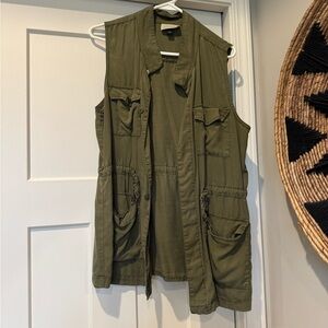 Universal Thread Olive Green Utility Vest